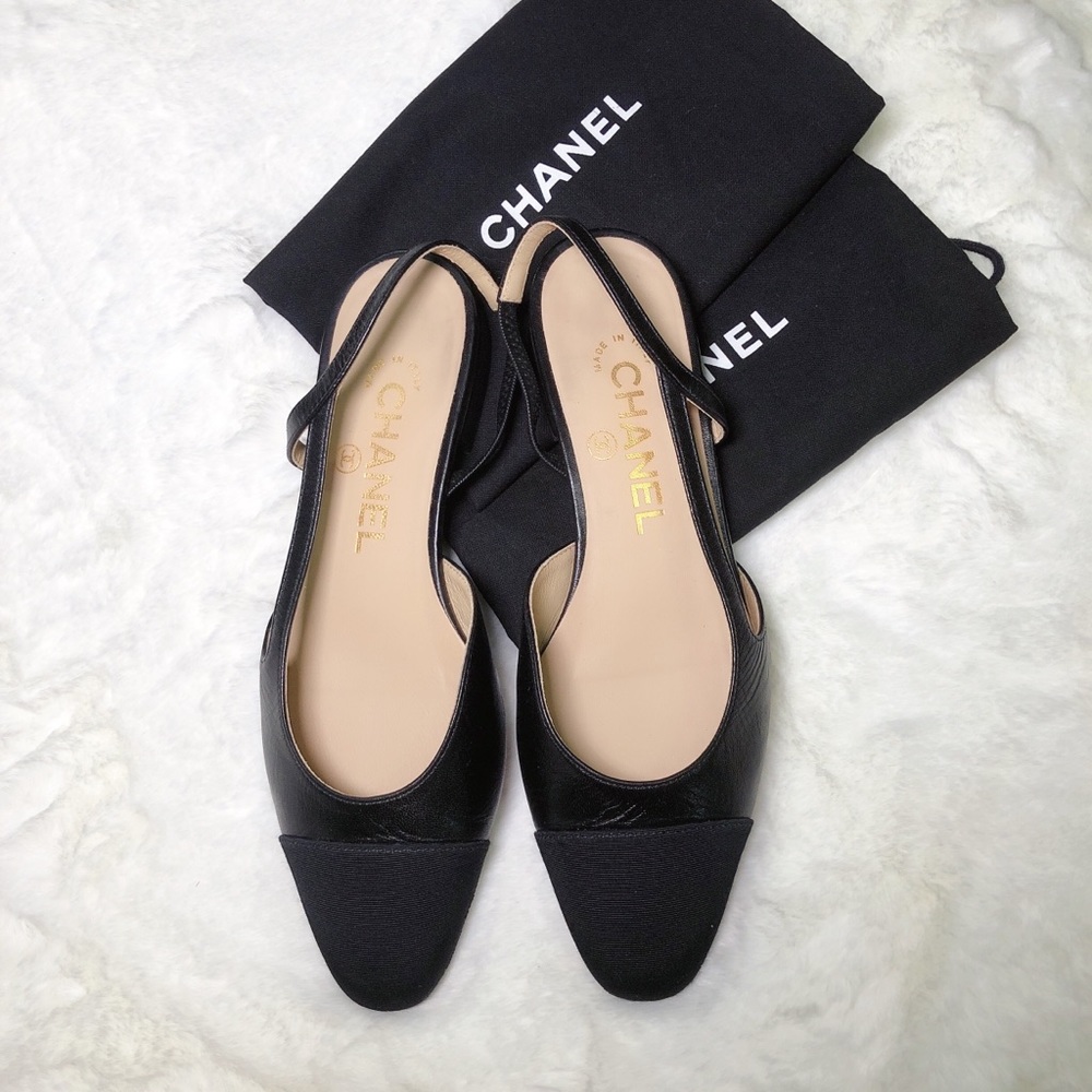 ❤️SOLD❤️CHANEL Classic Slingbacks CC Black 35C